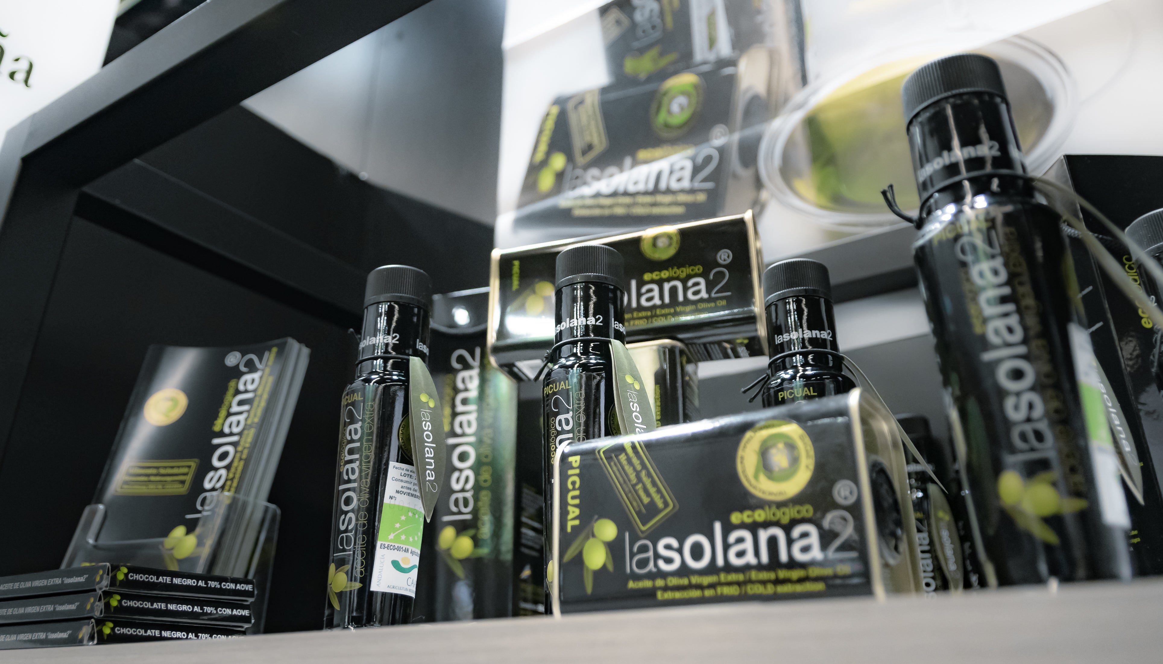 Intimidad Fresca con Aceite de Oliva: Tu Camino hacia una Higiene nti AOVE lasolana2 Intimidad Fresca con Aceite de Oliva: Tu Camino hacia una Higiene nti AOVE lasolana2